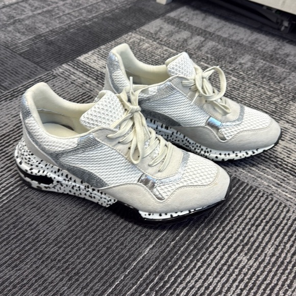 Steve Madden Shoes - Steve Madden Sneakers